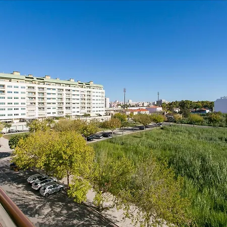 Sossegado E Com Luz アパート セトゥーバル