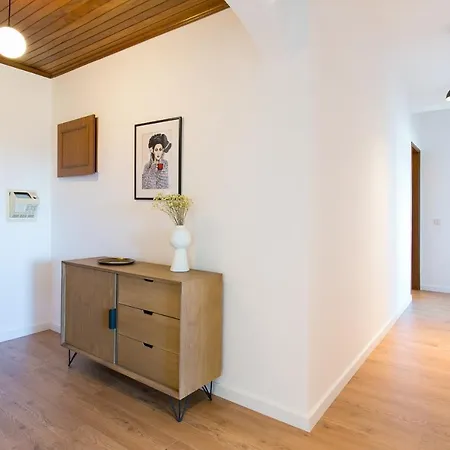 Sossegado E Com Luz Apartamento